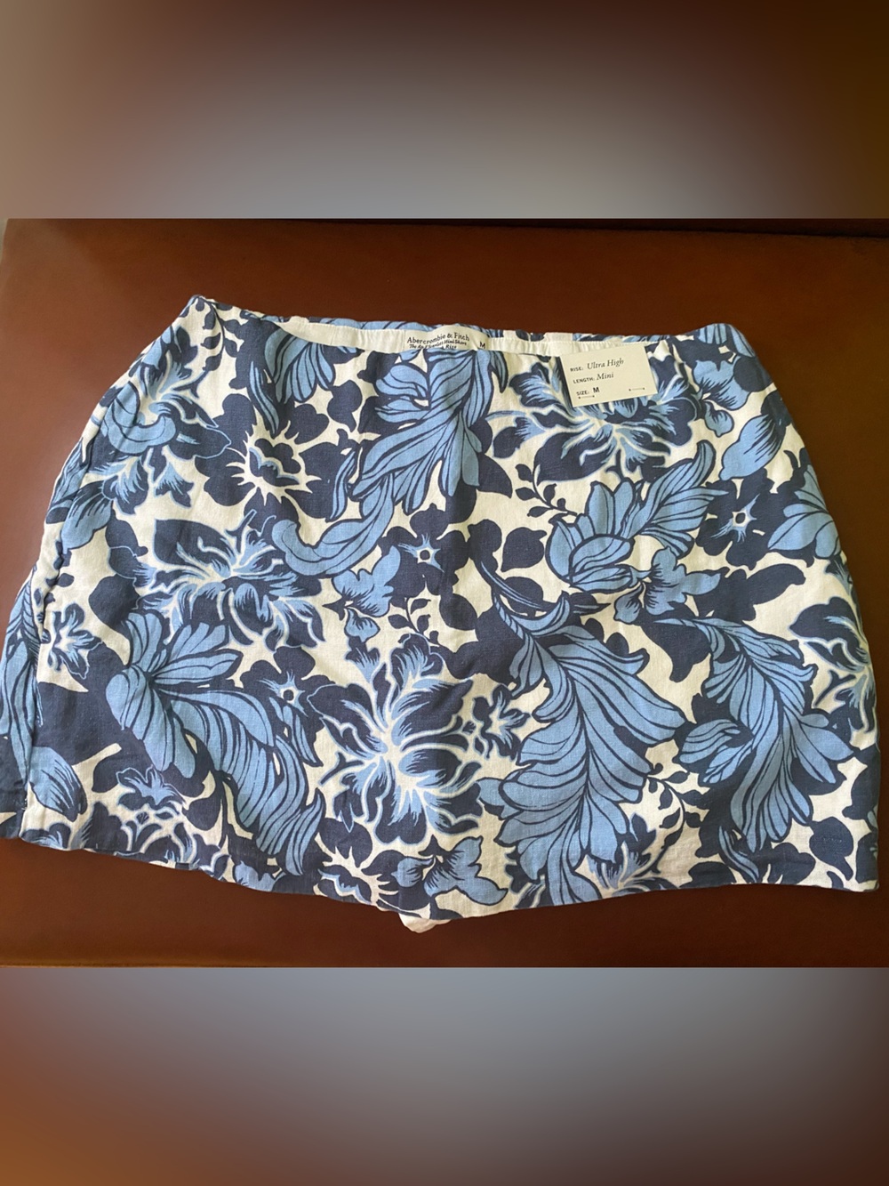 Abercrombie & Fitch Blue Floral Linen Skort